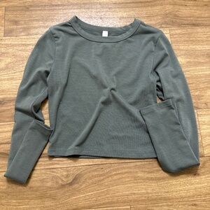 Cropped long sleeve tee